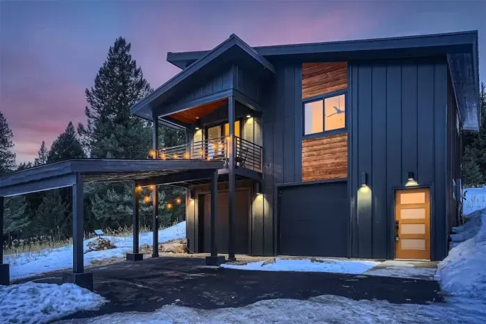 Front of house-Winter Months