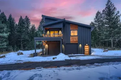 Front of house-Winter Months