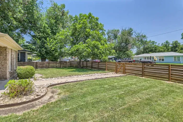 Perfect mix of style and comfort, right from the outside.