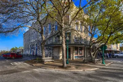 Corner of Main St and 7th Downtown Georgetown