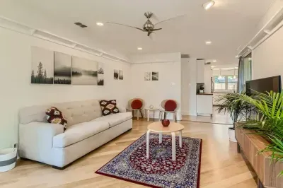 Soak up the sun in a beautifully bright space filled with character.