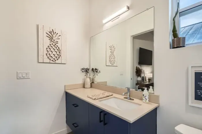 Featuring plenty of counter space and storage for a hassle-free stay.