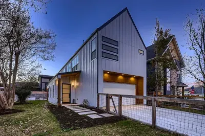 Contemporary exterior with a sleek design, perfect for those who appreciate modern aesthetics!!