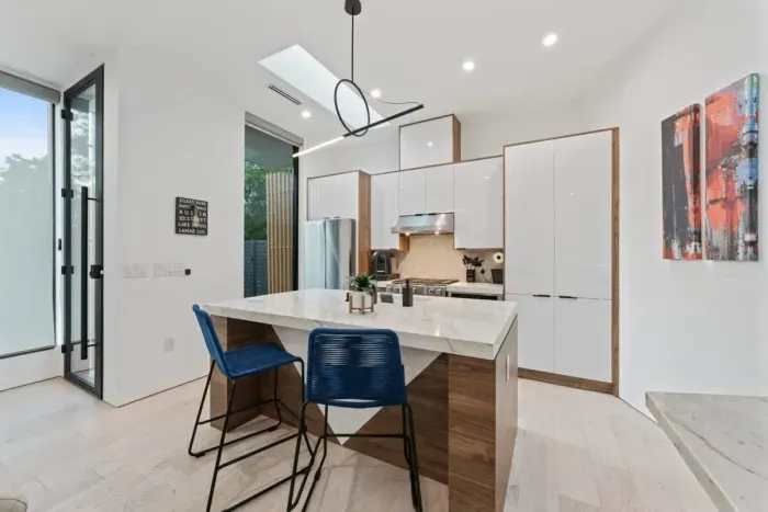 Streamlined kitchenette for your morning coffee or late-night snack cravings.