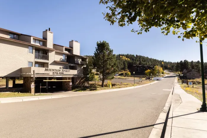 Beautiful exterior with easy access to mountain views and trails.