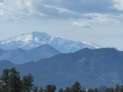 Breathtaking view of Pikes Peak mountains.