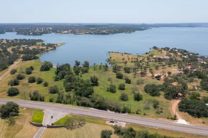 Beautifully wooded 20 acres on Lake Buchanan