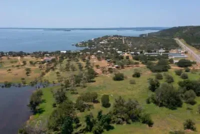 Beautifully wooded 20 acres on Lake Buchanan