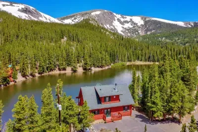 Unbelievable mountain and water views! Experience Colorado like never before!