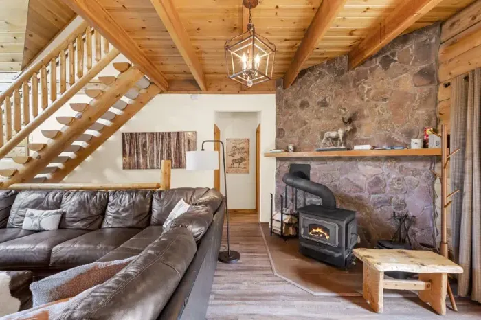 Step into a welcoming entry, setting the tone for the rest of the home. With inviting décor and soft lighting, it creates a warm and open space, offering a seamless transition into the living areas.