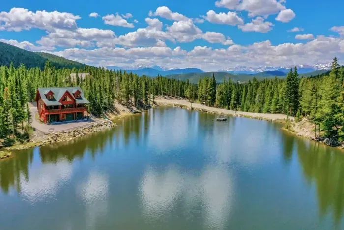 1. Unbelievable mountain and water views! Experience Colorado like never before!
