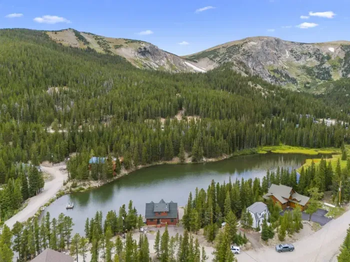 Epic views of the mountains and lake