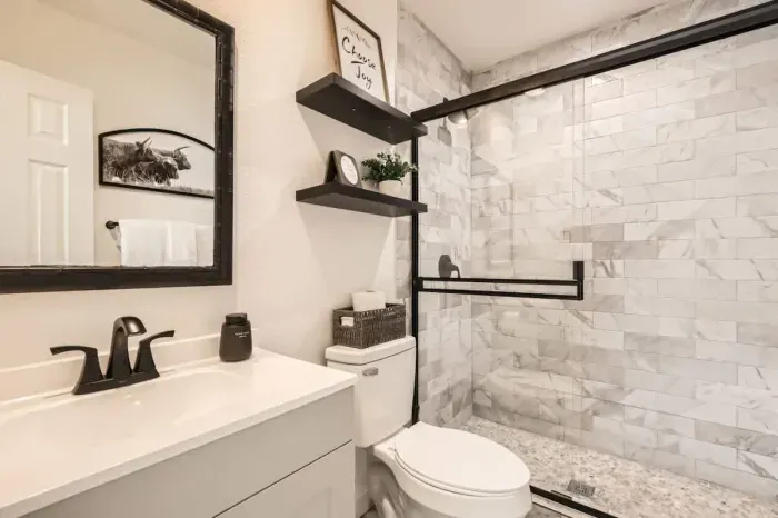 Sparkling clean and fully stocked with essentials—start and end your day refreshed!