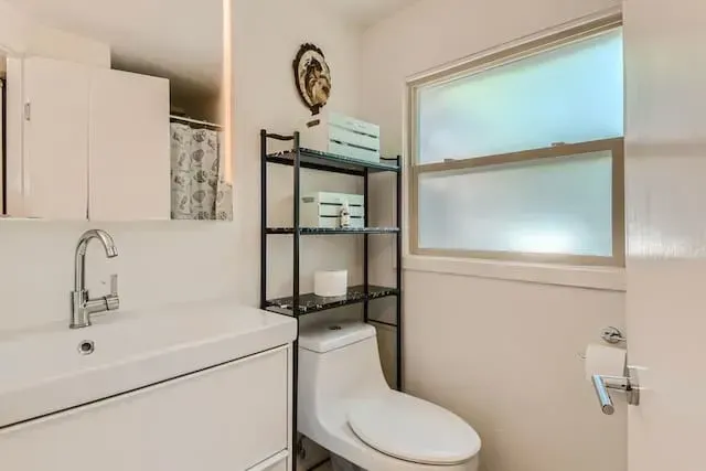 Sparkling clean and fully stocked with essentials; start and end your day refreshed!