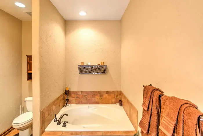 Take a relaxing soak in the tub—perfect after a long day on the go.