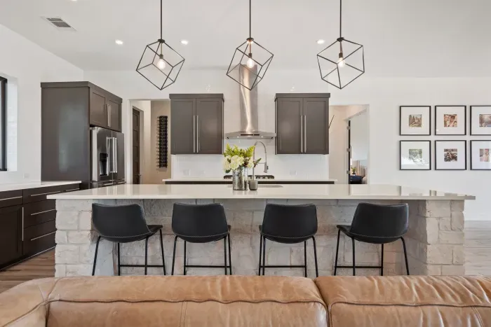Gorgeous Kitchen fully stocked and ready for cooking up a great meal.