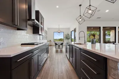 Gorgeous Kitchen fully stocked and ready for cooking up a great meal.
