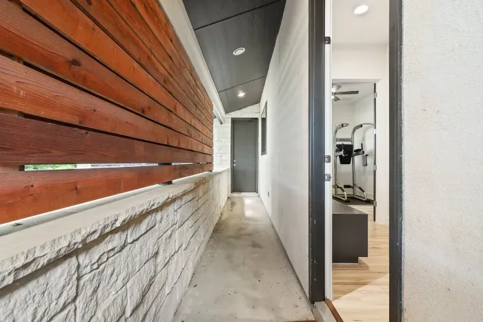 The covered breezeway between the garage and side entrance make unloading a breeze!