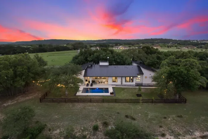 Peace, privacy, and panoramic views.