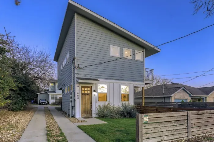 Secure outdoor area offering comfort and seclusion.