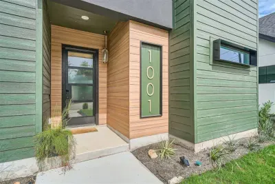 Step into a welcoming entryway that sets the tone for the home. With its stylish décor, soft lighting, and inviting atmosphere, it offers a warm, open space that leads seamlessly into the rest of the house.