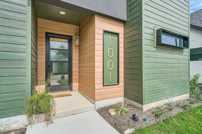 Step into a welcoming entryway that sets the tone for the home. With its stylish décor, soft lighting, and inviting atmosphere, it offers a warm, open space that leads seamlessly into the rest of the house.