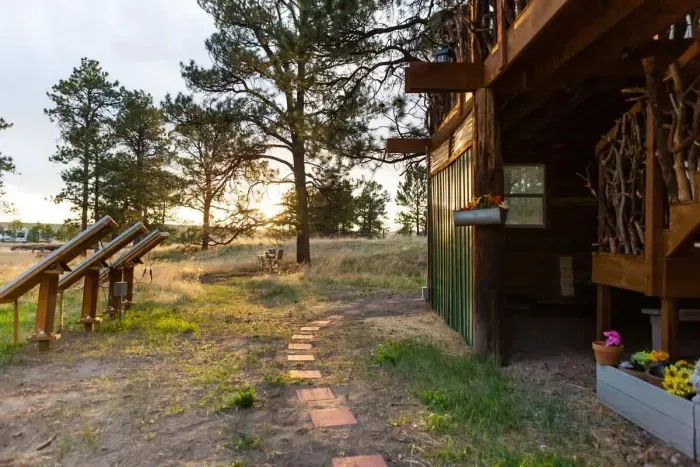 4 additional panels (6 on the roof) with the walkway back to the emergency generator.