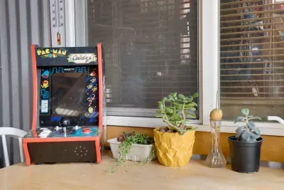 Pac-Man and Galaga! Treehouse Arcade!