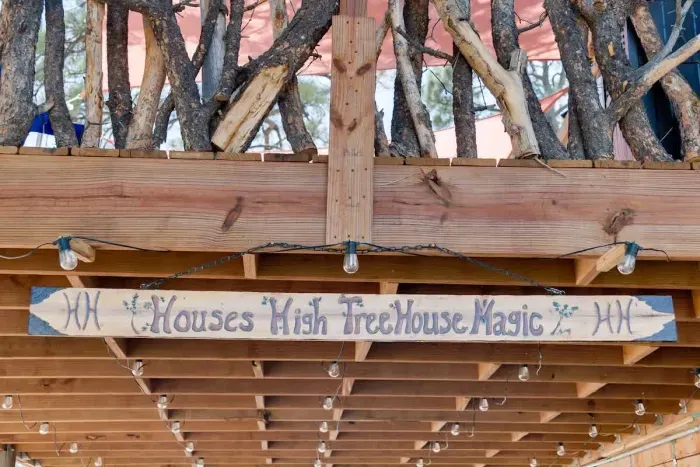 Houses High Treehouse Magic