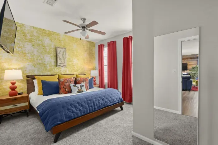 The River Room is inspired from the Mighty Mississippi, from the memory gel foam king mattress to the river map and intricate wallpaper.