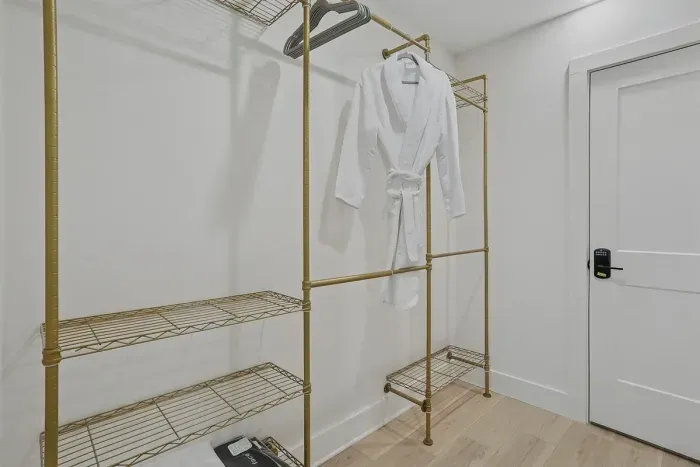 Plenty of room for your vacation wardrobe 👗 Designed to keep your stay organized and stress-free.