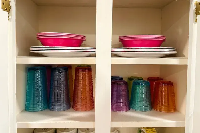 Tumblers and plates that can be used while dining on the back patio picnic table.
Please do not bring food into the fenced in area with the pool.