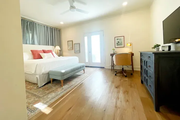 You will enjoy the perfect nights sleep in the Master  bedroom complete with ensuite bathroom, dedicated work space, 43" Roku TV,  and access to pool/patio area.