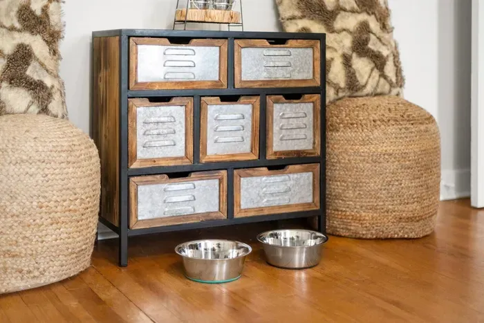 Drawers  and pet feeding bowls you can use during your stay.