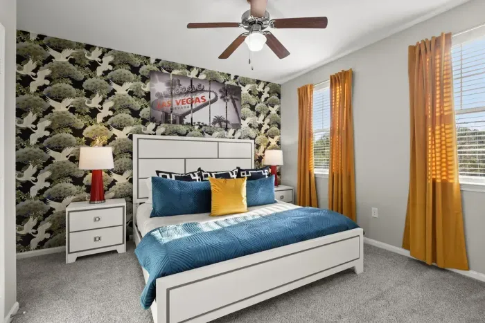 Bedroom 5: Adorned with fresh, clean linens for a truly rejuvenating sleep