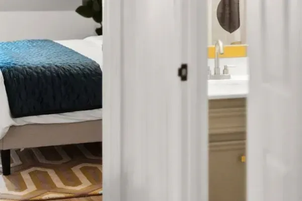 Guest bedroom and adjacent bath (upstairs)