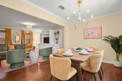 Kokomo Oasis by Town Center - image 44 of 44