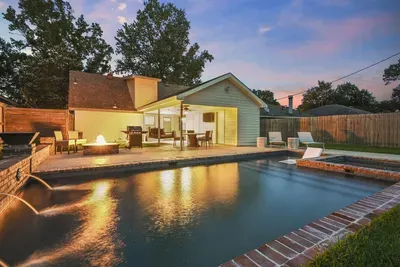 BBQ poolside with your loved ones outside while watching the big game or your favorite movie!