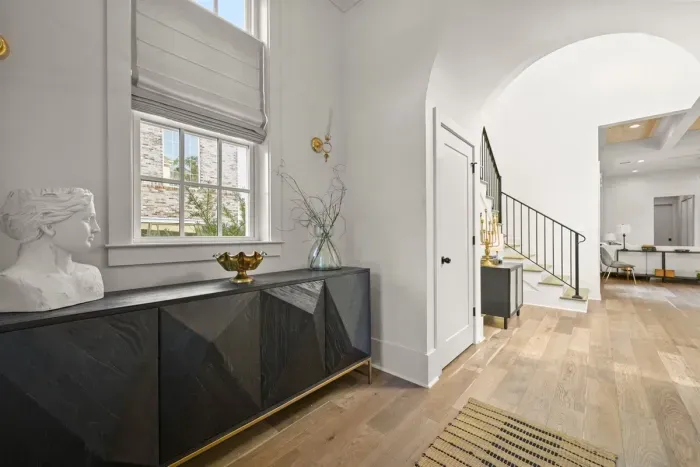 Beautiful archway as you enter the kitchen and living room