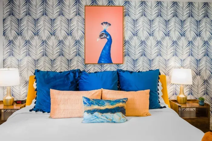 Beautiful colors in this king size bedroom.