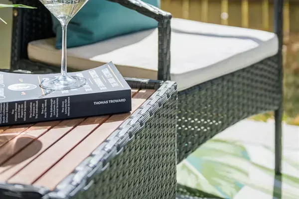 Serenity & style in the haert of Baton Rouge.