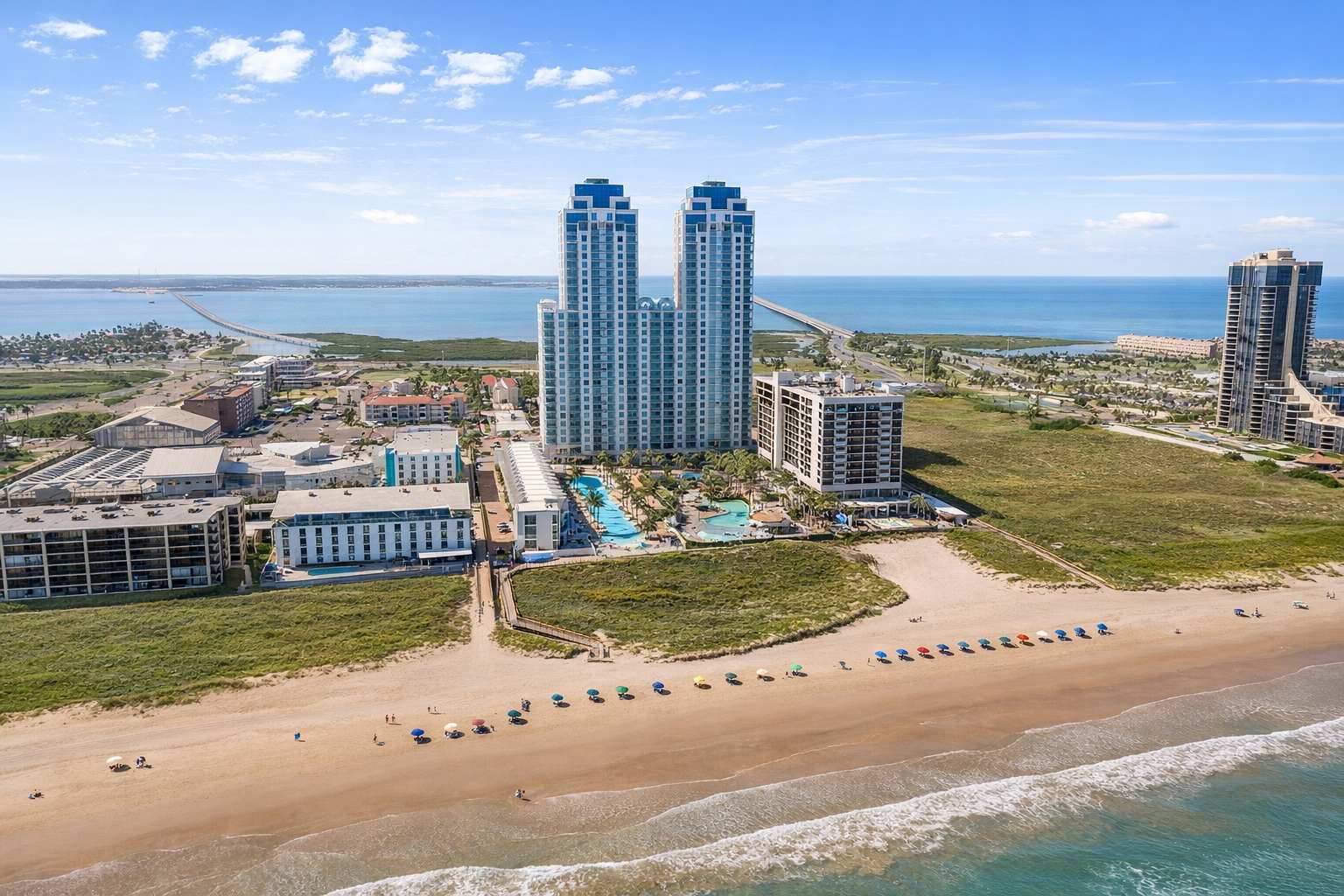 Beachfront Luxury | Twin Towers | Pools + Ocean Views + Walk to Sand