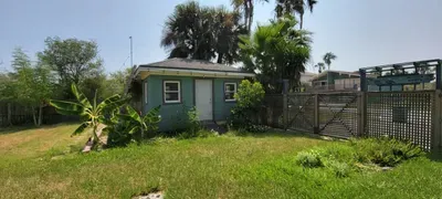 * Large Home Near Bay to Fish * New Pool - image 70 of 93