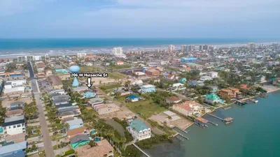 Saltwater Pool Home, 3 Kings, BBQ, Sleeps 12 SPI - image 145 of 146