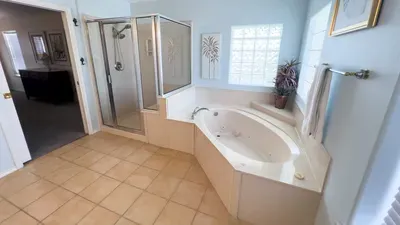 Saltwater Pool Home, 3 Kings, BBQ, Sleeps 12 SPI - image 113 of 146