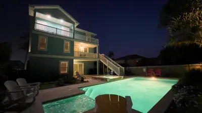 Saltwater Pool Home, 3 Kings, BBQ, Sleeps 12 SPI - image 139 of 146