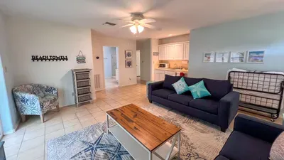 Saltwater Pool Home, 3 Kings, BBQ, Sleeps 12 SPI - image 30 of 146