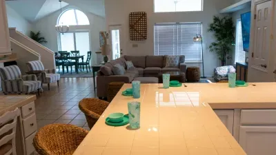 Saltwater Pool Home, 3 Kings, BBQ, Sleeps 12 SPI - image 76 of 146