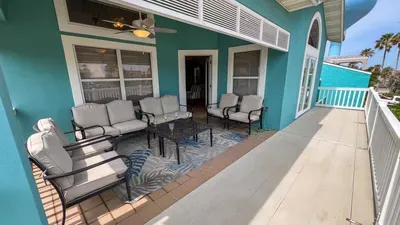 Saltwater Pool Home, 3 Kings, BBQ, Sleeps 12 SPI - image 57 of 146