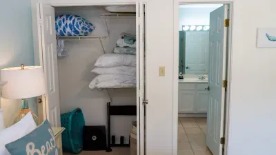 Saltwater Pool Home, 3 Kings, BBQ, Sleeps 12 SPI - image 33 of 146